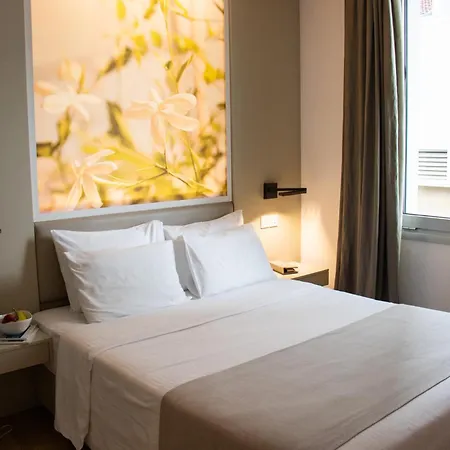 The Classic - Handwritten Collection 4* Nicosia