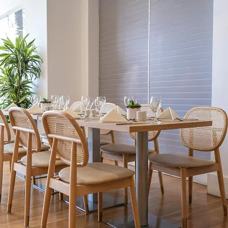 The Classic - Handwritten Collection 4* Nicosia