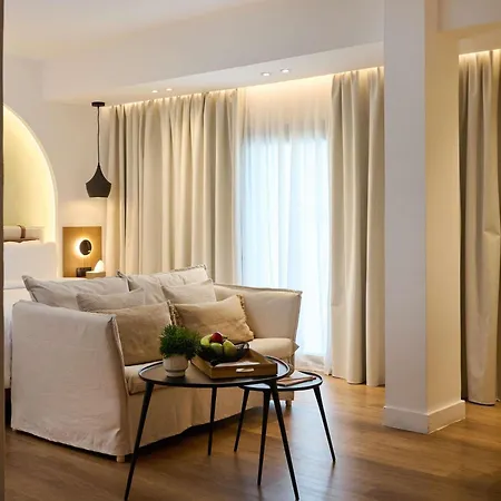 The Classic - Handwritten Collection 4* Nicosie