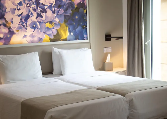 The Classic - Handwritten Collection 4*