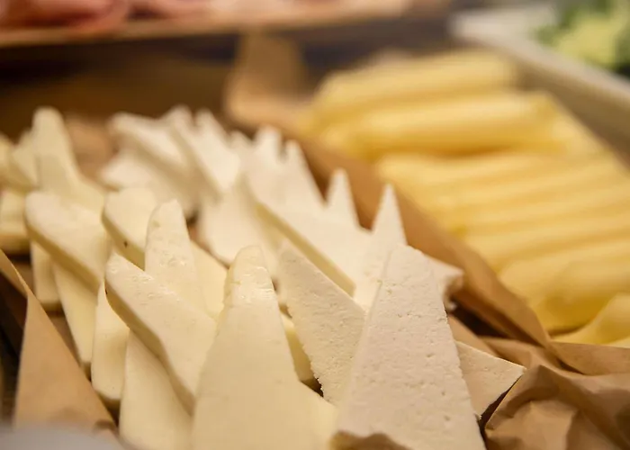 The Classic - Handwritten Collection 4* Nicosia