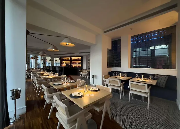 The Classic - Handwritten Collection 니코시아