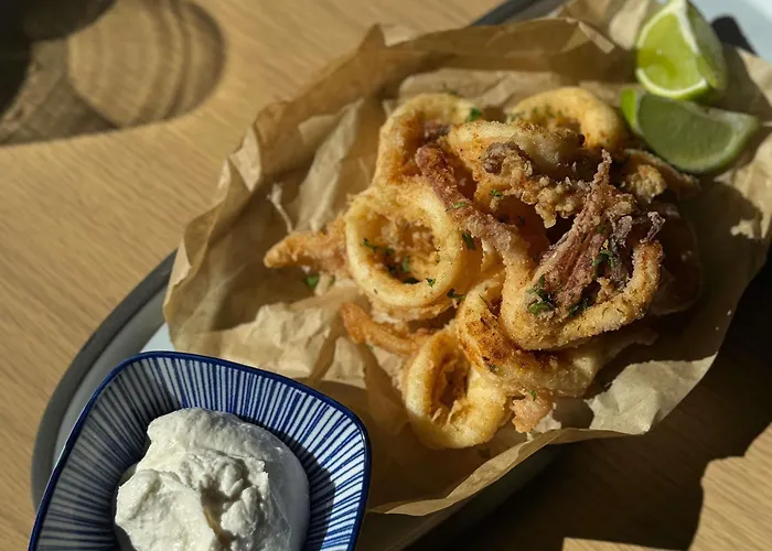 The Classic - Handwritten Collection Nicosia